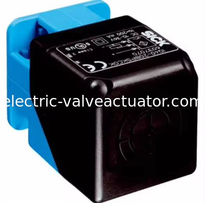 Bom preço. Novo sensor de proximidade original IQ40-40NPSKC0K em linha