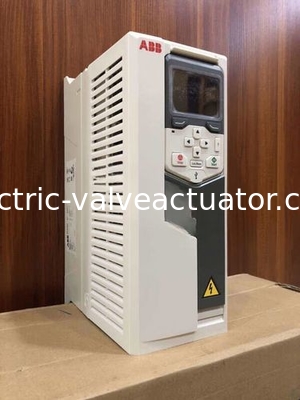Bom preço. ABB Inverter ACS580-01-169A-4 Potência 90kW, tensão trifásica 380V-480V em linha