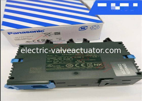 Bom preço. Controlador Lógico Programável (CLP) Panasonic série FP0R AFP0RF32CP, entrada 16, saída 16 PNP em linha
