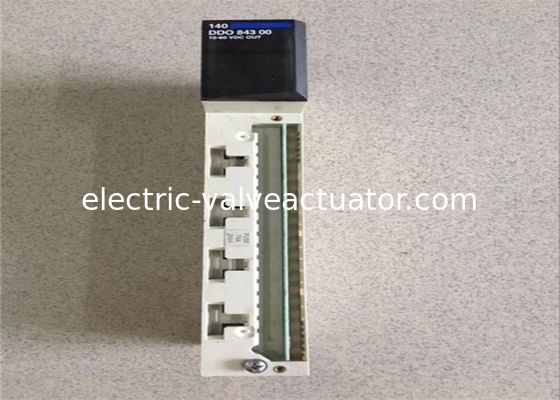 Bom preço. Módulo de saída DC Schneider 140DDO84300 Modicon Quantum PLC 100% novo original em linha