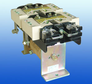Bom preço. O CE, o UL, o TUV e ROHS certificate o contator da C.C. para os motores diferentes CZ0-150/20 da C.C. em linha